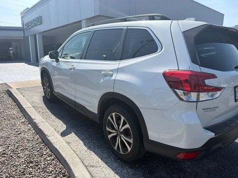 Used 2023 Subaru Forester Limited AWD/4WD image 10