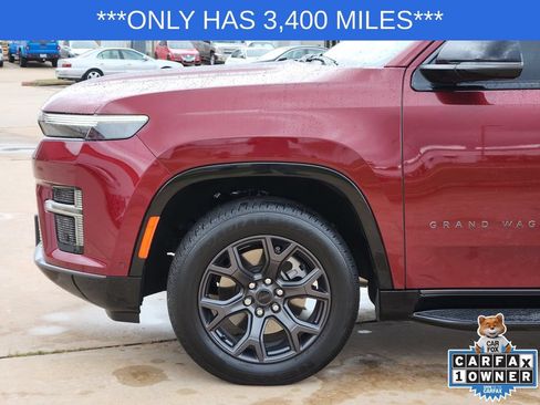 Used 2026 Jeep Grand Wagoneer Limited AWD/4WD image 10