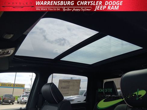 New 2026 RAM 1500 Laramie AWD/4WD image 29