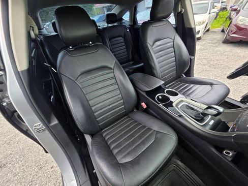 Used 2013 Ford Fusion SE FWD image 20