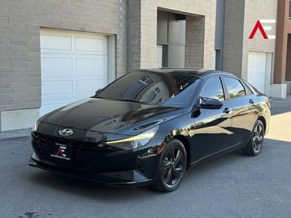 Used 2021 Hyundai Elantra SEL w/ Convenience Package