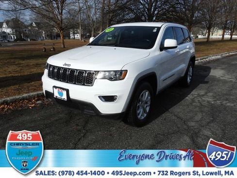 Used 2022 Jeep Grand Cherokee Laredo E image 1