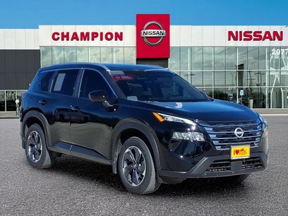 Used 2026 Nissan Rogue SV w/ SV Premium Package