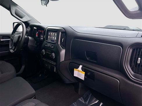 Used 2024 Chevrolet Silverado 1500 Custom Trail Boss image 26