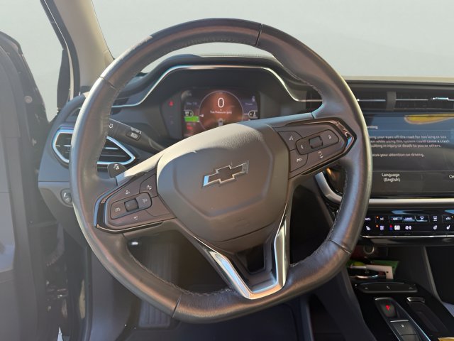 Used 2022 Chevrolet Bolt EUV LT w/ Comfort Package FWD image 11
