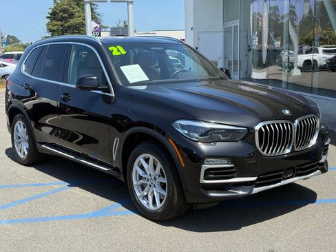 Used 2021 BMW X5 xDrive45e w/ Premium Package 2 AWD/4WD image 2