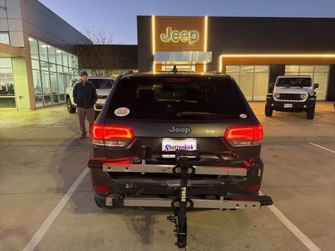 Used 2014 Jeep Grand Cherokee Laredo w/ Quick Order Package 23E image 12