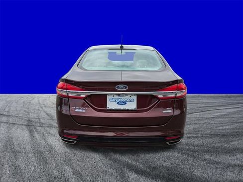 Certified 2017 Ford Fusion SE w/ Fusion SE Technology Package FWD image 5