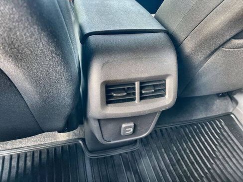 Used 2024 Chevrolet Equinox LS w/ LS Convenience Package FWD image 20