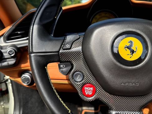 Used 2018 Ferrari 488 Spider RWD image 11