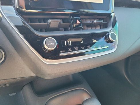 Certified 2026 Toyota Corolla SE image 18