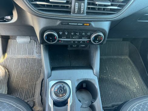 Used 2024 Ford Escape Active AWD/4WD image 14