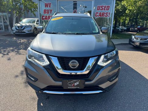Used 2018 Nissan Rogue SV w/ Premium Package AWD/4WD image 3
