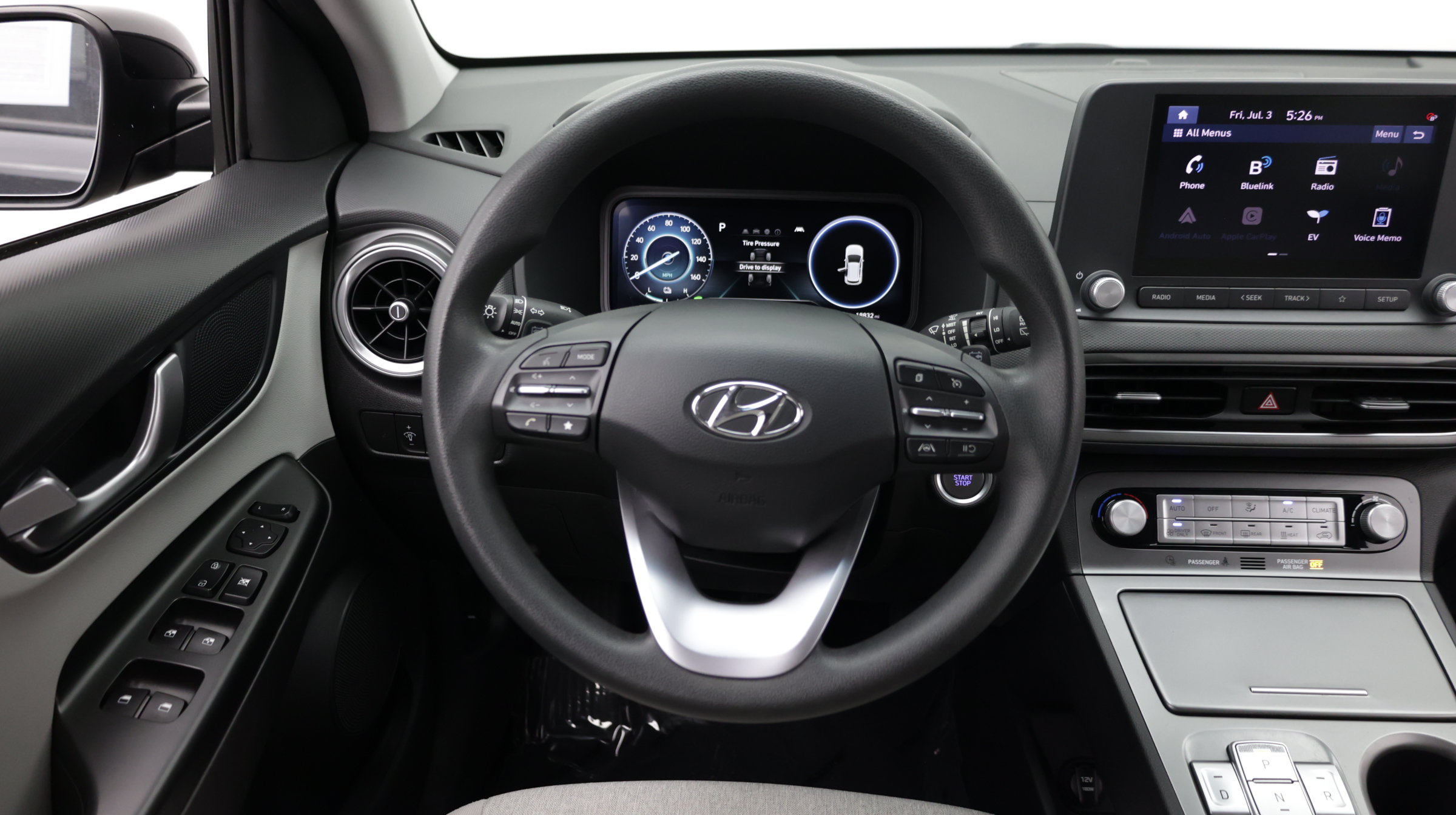 Used 2023 Hyundai Kona SE FWD image 31