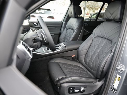 New 2026 BMW X5 xDrive40i w/ M Sport Package image 20