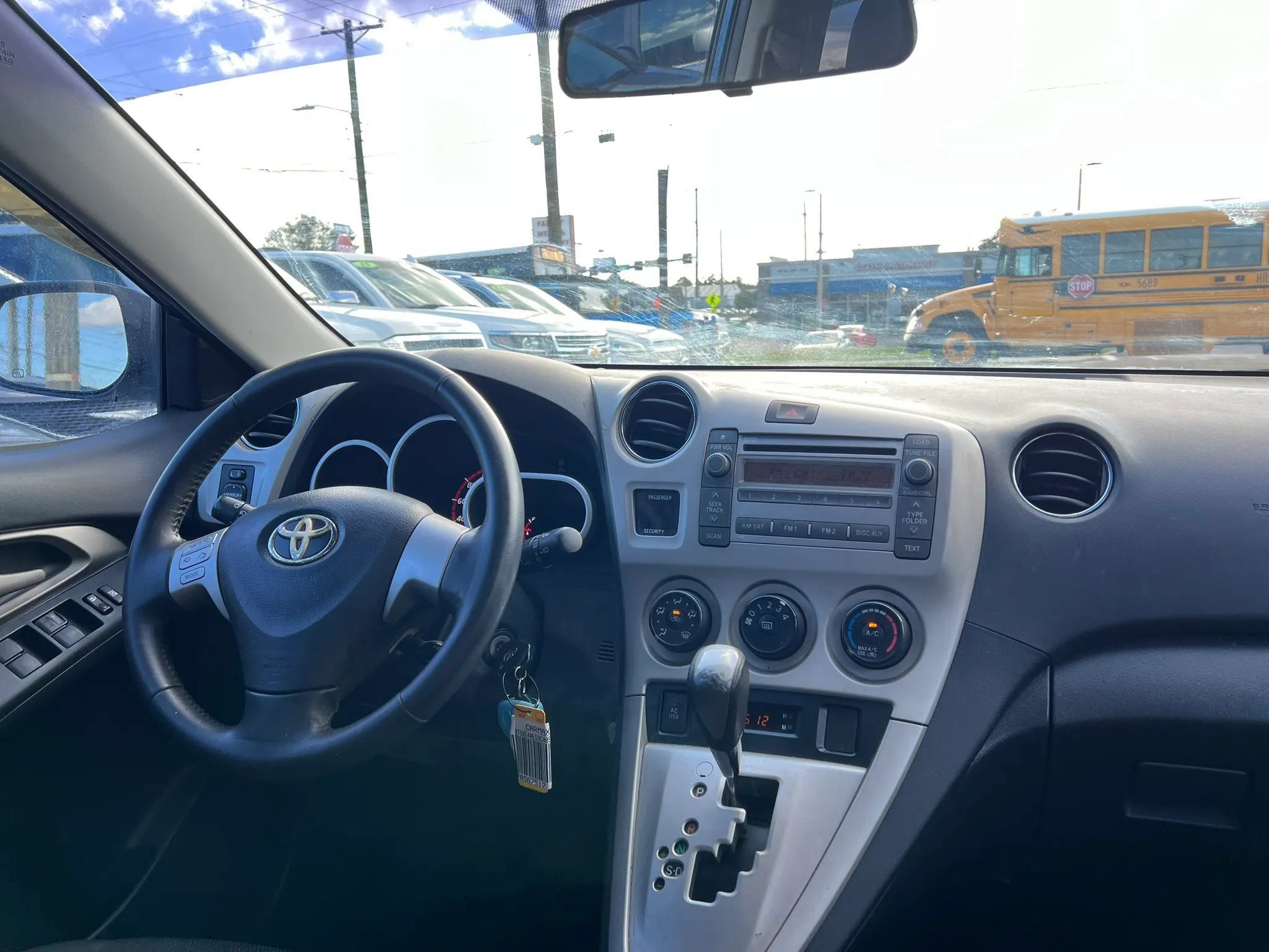 Used 2009 Toyota Matrix S w/ All Weather Guard Pkg FWD image 12