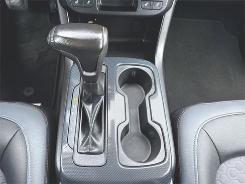 Used 2017 Chevrolet Colorado Z71 image 15