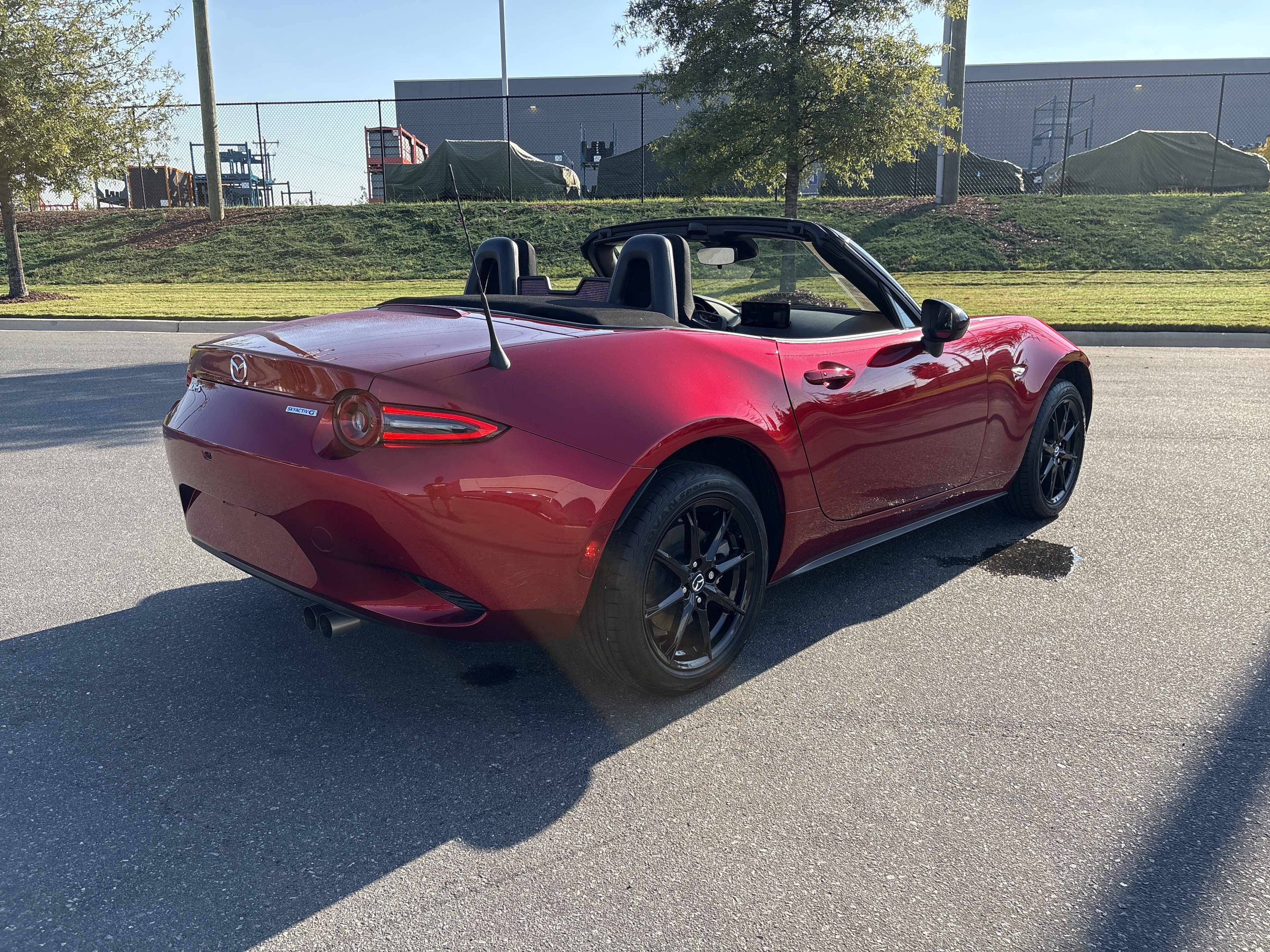 Used 2026 MAZDA MX-5 Miata Sport w/ Interior Package RWD image 9
