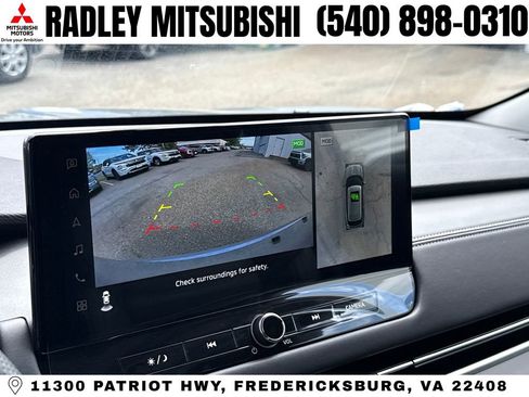 New 2026 Mitsubishi Outlander SE image 9
