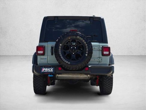 Used 2023 Jeep Wrangler Unlimited w/ Cold Weather Group AWD/4WD image 6