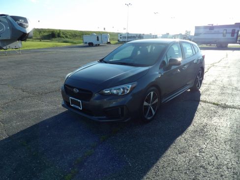 Used 2018 Subaru Impreza 2.0i Sport AWD/4WD image 2
