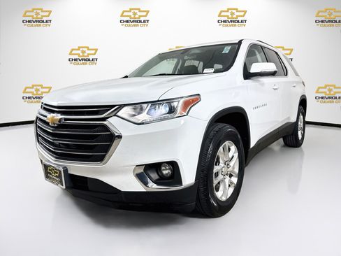 Used 2021 Chevrolet Traverse LT FWD image 3