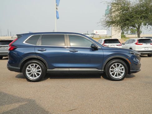 Used 2024 Honda CR-V EX-L image 4