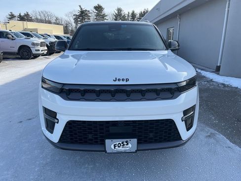 New 2026 Jeep Grand Wagoneer L Summit image 2