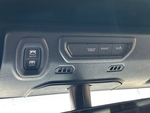 Used 2022 Jeep Wrangler Unlimited Sahara w/ Cold Weather Group image 32