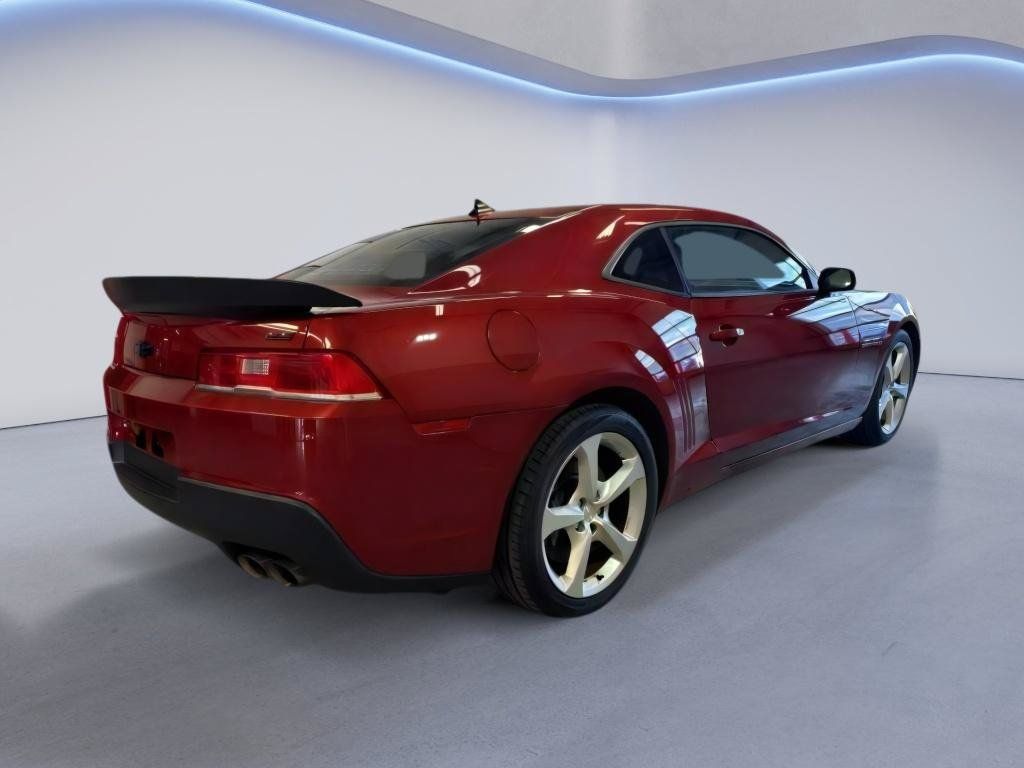 Used 2015 Chevrolet Camaro SS w/ Rear Vision Package RWD image 8