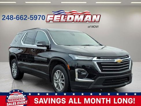 Used 2023 Chevrolet Traverse LT image 8