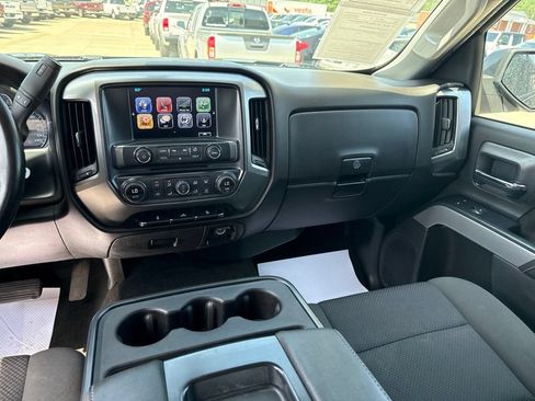 Used 2018 Chevrolet Silverado 1500 LT w/ All Star Edition AWD/4WD image 11