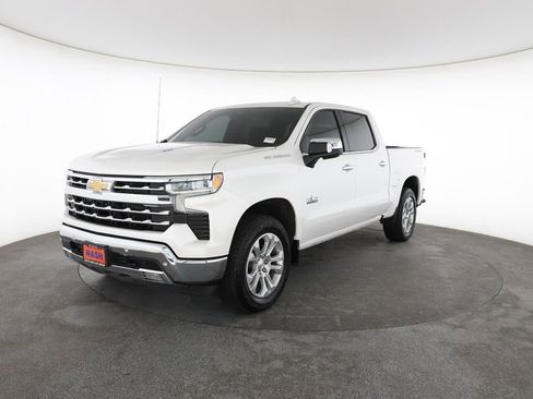 Used 2025 Chevrolet Silverado 1500 LTZ w/ LTZ Premium Texas Edition AWD/4WD image 5