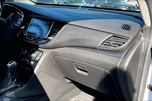 Used 2017 Buick Encore Essence FWD image 16