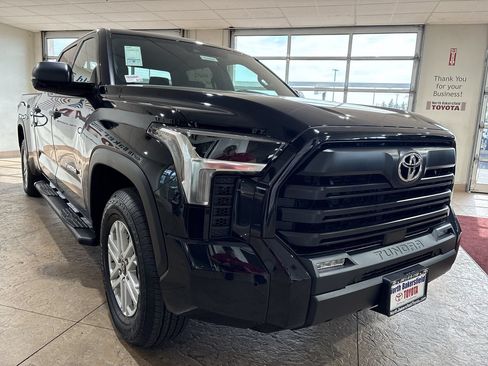 New 2026 Toyota Tundra SR5 RWD image 4