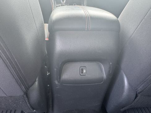 Used 2021 Nissan Sentra SR FWD image 23