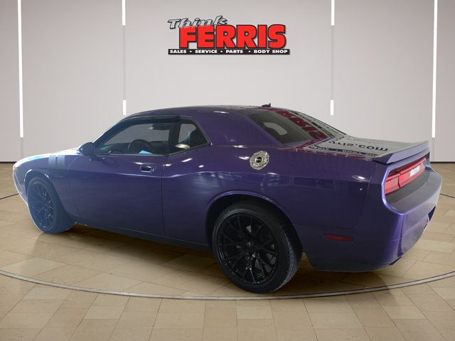 Used 2010 Dodge Challenger R/T RWD image 3