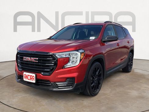 Used 2023 GMC Terrain SLE w/ Driver Convenience Package FWD image 9