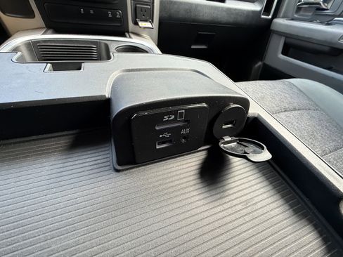 Used 2016 RAM 1500 Lone Star image 40