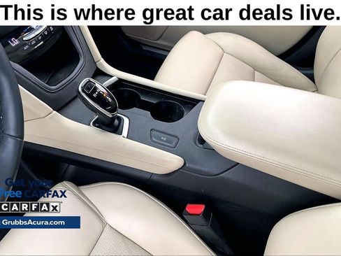 Used 2018 Cadillac XT5 Luxury w/ Driver Awareness Package FWD image 18