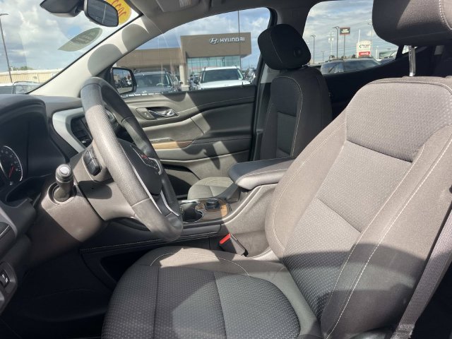 Used 2023 GMC Acadia SLE FWD image 26
