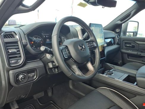 New 2026 RAM 3500 Laramie AWD/4WD image 9