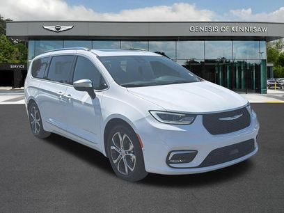 Used 2026 Chrysler Pacifica Pinnacle