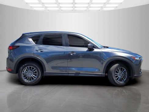 Used 2020 MAZDA CX-5 Touring FWD image 3