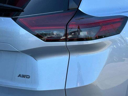 Certified 2025 Nissan Rogue S AWD/4WD image 24