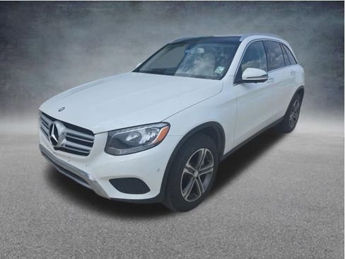 Used 2016 Mercedes-Benz GLC 300 image 4