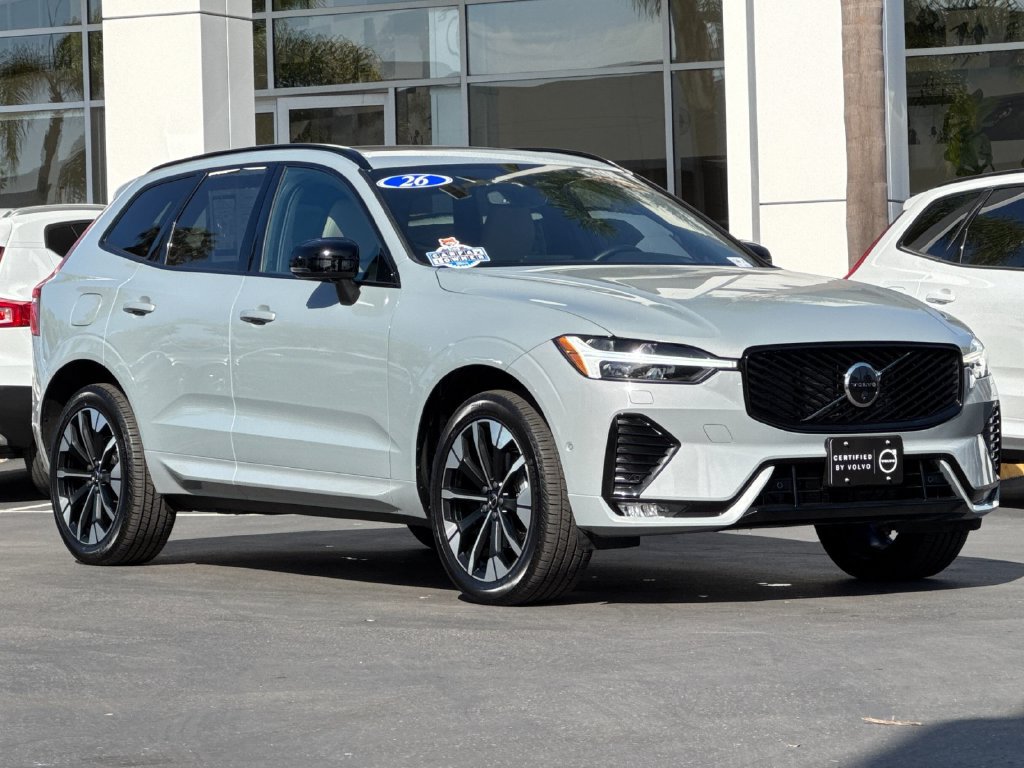 Certified 2026 Volvo XC60 B5 Plus AWD/4WD image 7