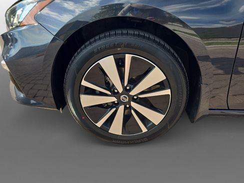Used 2022 Nissan Altima 2.5 SL image 9