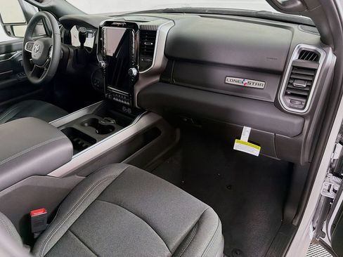 New 2026 RAM 2500 Lone Star AWD/4WD image 28