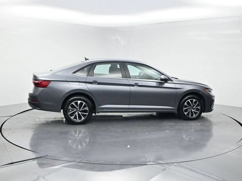 Used 2025 Volkswagen Jetta S FWD image 4